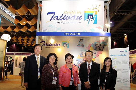 Taiwan Higher Education Institutions Participated at the Eighth 2013 APAIE Conferences in Hong Kong