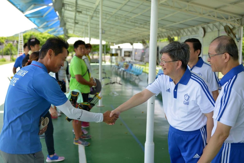 Minister of Education Wu Se-Hwa Visits Athletes Preparing for the Rio Olympics