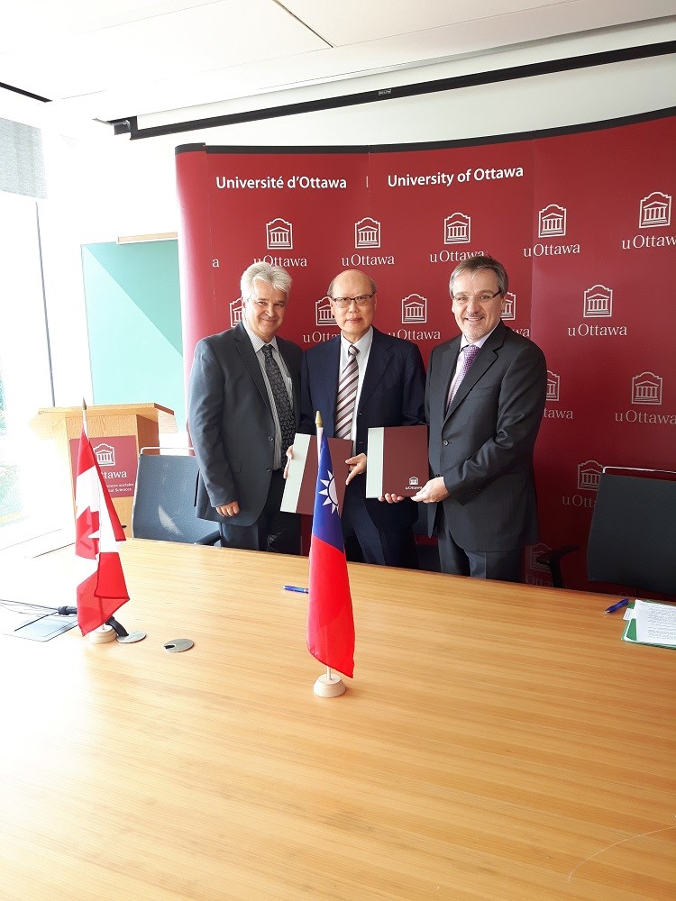 MOA to Continue the Research Chair in Taiwan Studies Signed with the University of Ottawa