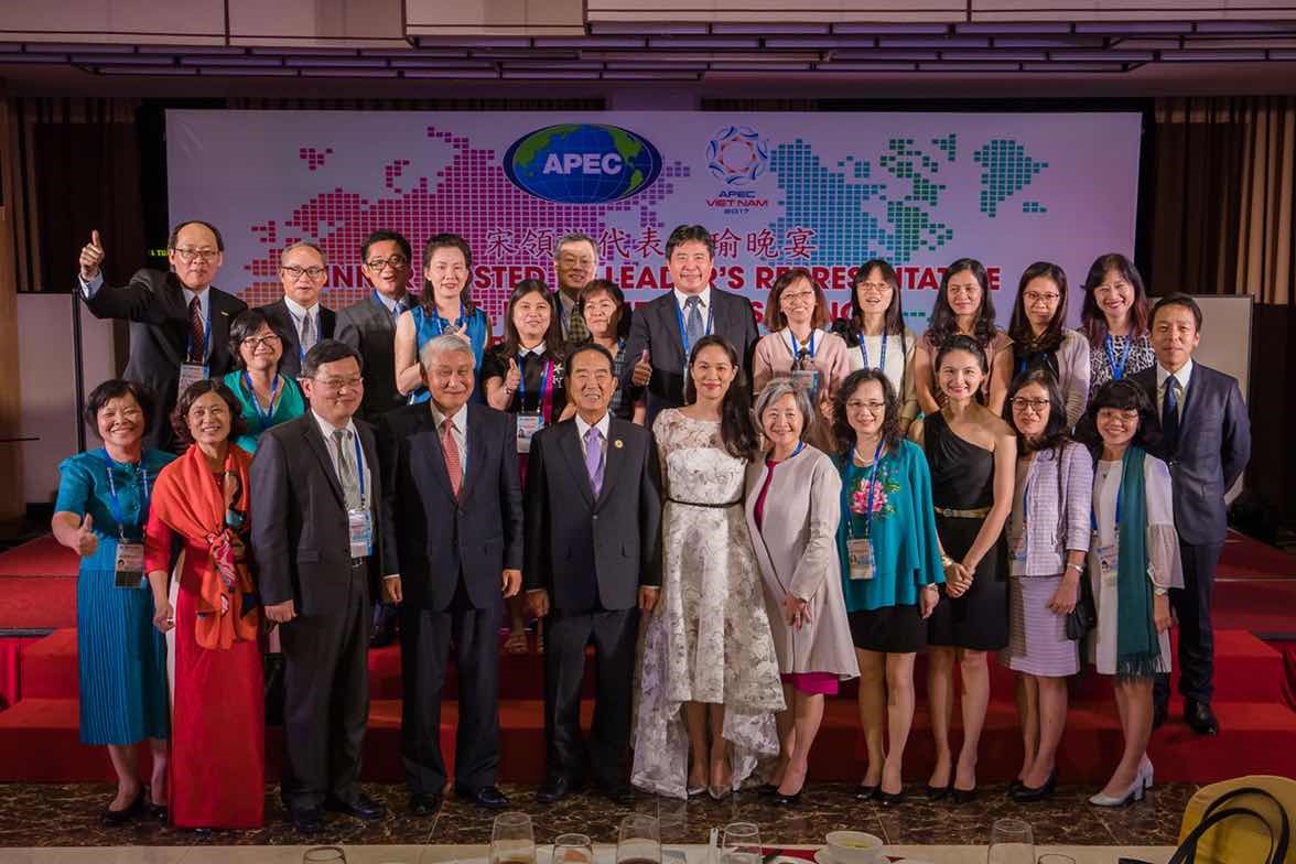 TECO in Hanoi assists Taiwan delegation to attend 2017 APEC leaders’ week in Da Nang, Vietnam