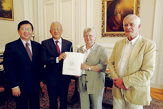 Minister Cheng Jei-cheng Visits Warsaw University in Poland