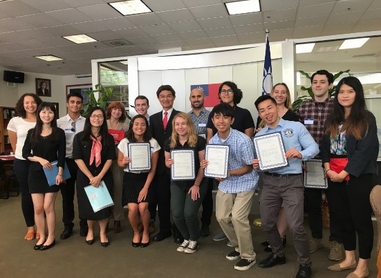 Pre-departure Orientation for Recipients of Scholarships to Study in Taiwan Held in Los Angeles