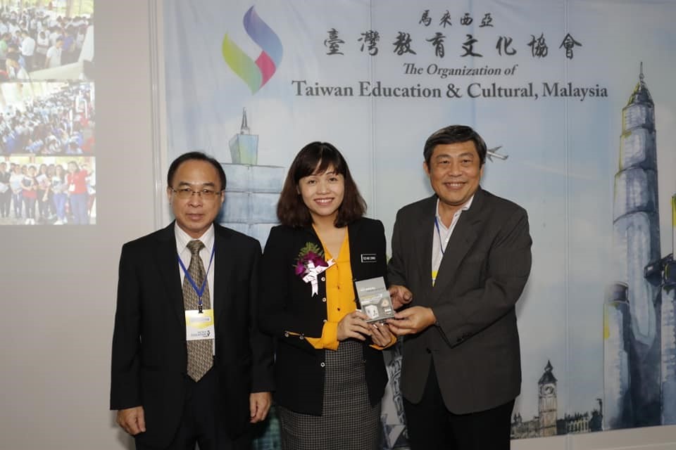 Director of Education Division, TECO in Malaysia attends Facon Education Fair in Kuala Lumpur