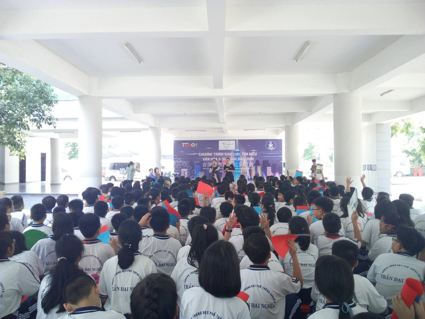 Taiwan Education and Culture Seminar for Students at Tran Dai Nghia Junior High School for the Gifted in Ho Chi Minh