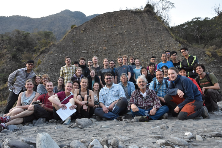 Sedimentary Geology Research Group from the University of Innsbruck Makes a Research Trip to Taiwan