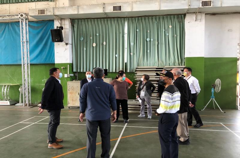 Inspecting the proposed competition venue for tug of war in Changhua County on December 16, 2021